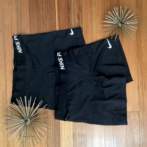 NIKE Short 3” (2) Medium